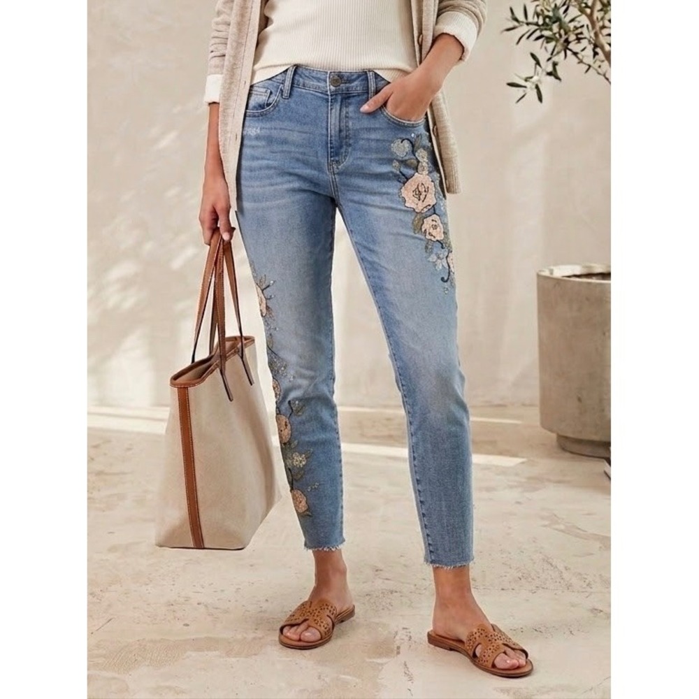 Driftwood Jackie Floral Embroidered Skinny Jeans Light Wash Raw Hem Blue 31